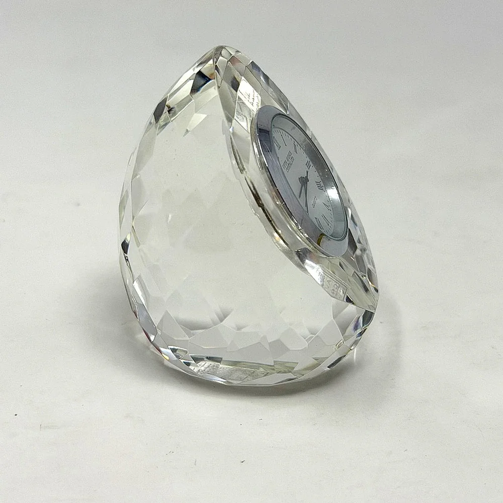 Vintage Fifth Avenue Crystal LTD Faceted Quartz Desk Clock Diamond Shape